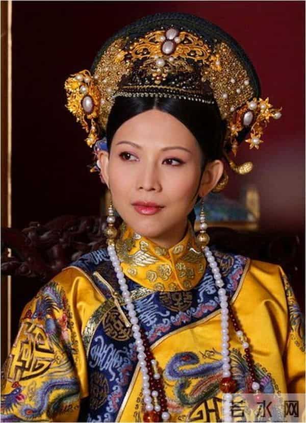 《甄嬛传》第五集的详细剧情解析。