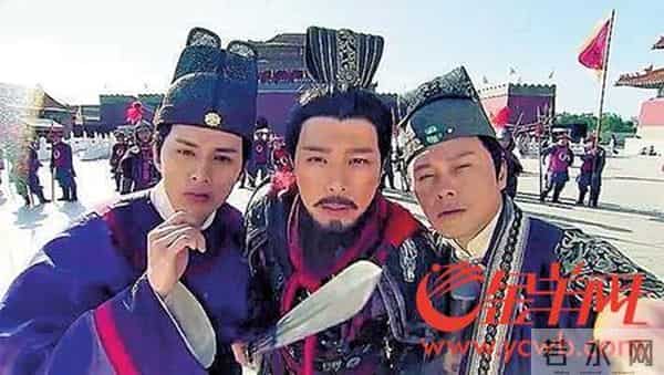 TVB又玩穿越“太监二虎”重聚 收视刷新今年开播记录