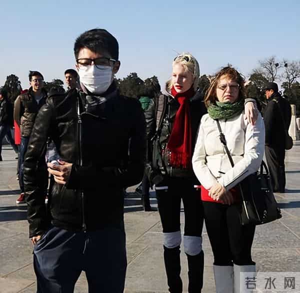 “白富美”李白：五洲辣妹，北大博士，为何能让撒贝宁神魂颠倒？