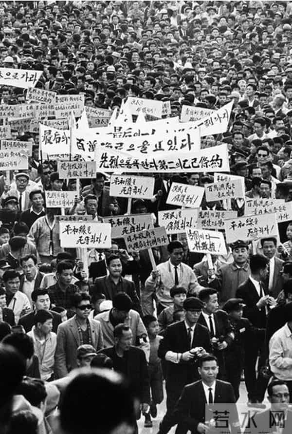 常洛闻：踩踏事件当天，首尔警察正忙着……