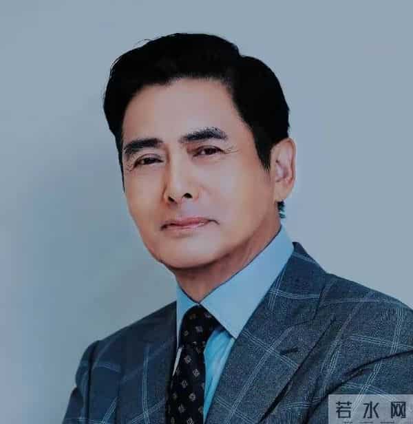 十年之约!周润发再登MAMA舞台,与杨紫琼组“王炸组合”