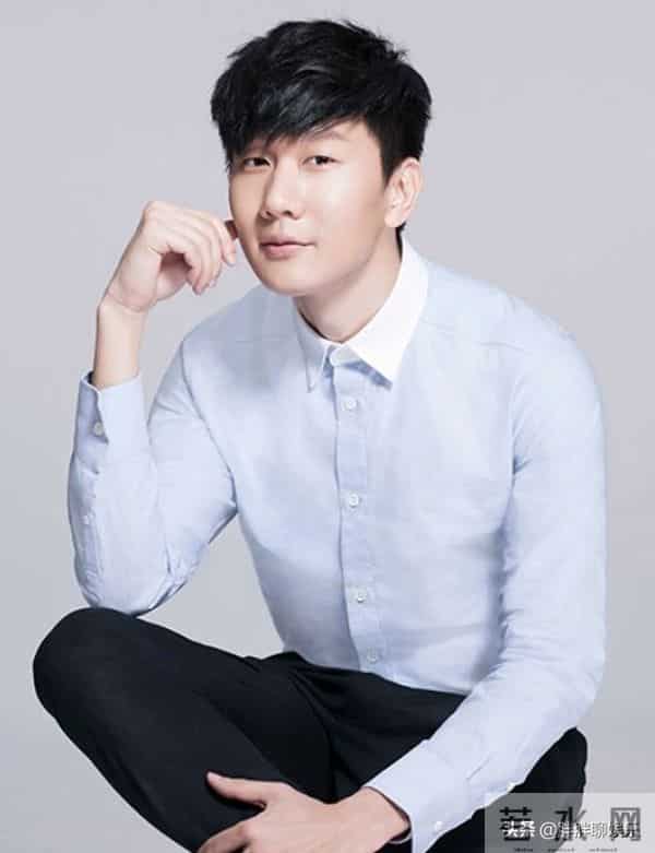 林俊杰和他数不清的女性朋友们