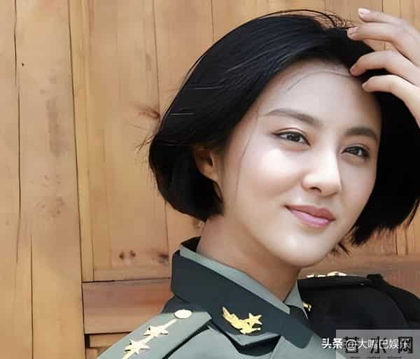 《特种兵火凤凰》12年后女星现状,安然低调嫁人,唐笑笑变化太大