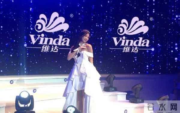 陈冠希现身CJ参与游戏直播 隔空喊话林志玲:给你机会做好人