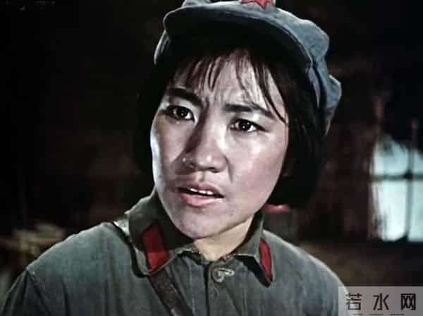 还记得《红色娘子军》中连长扮演者吗?演技不输祝希娟为何被遗忘