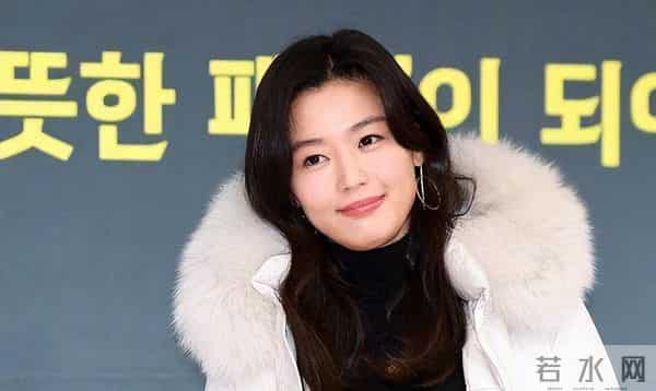 韩剧美人沉浮史，天生美人还是容颜依旧，后天美人却已判若两人