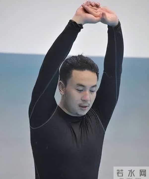 释小龙与女生吵架脾气火爆，高开低走令人惋惜