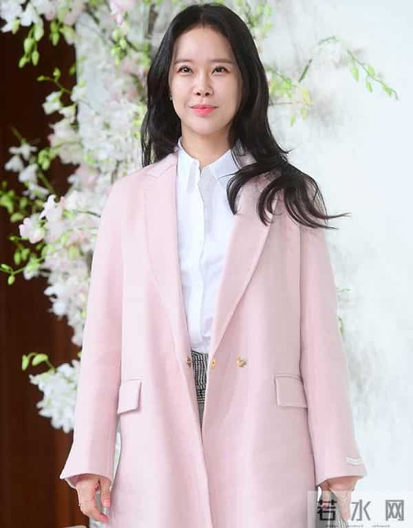 韩国最惨天后:被旧爱偷拍亲密视频公开传播,哺乳期老公吸毒被捕