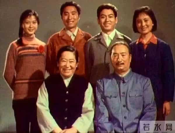 春晚喜剧人之痛:赵本山怂,陈佩斯哭,郭德纲愿意当狗的日子