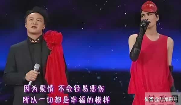 北京那一夜,“跌落神坛”的王菲,让所有人见识了她的江湖地位