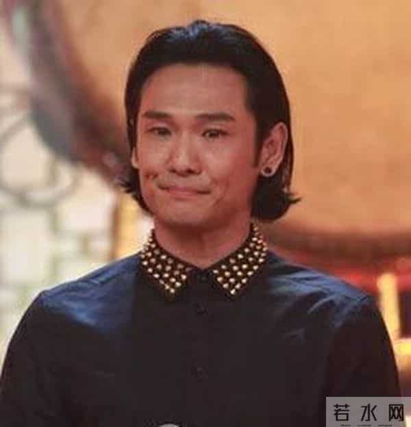 表面好男人、爱老婆,背地里嫖娼身败名裂,这8位男明星再难翻身