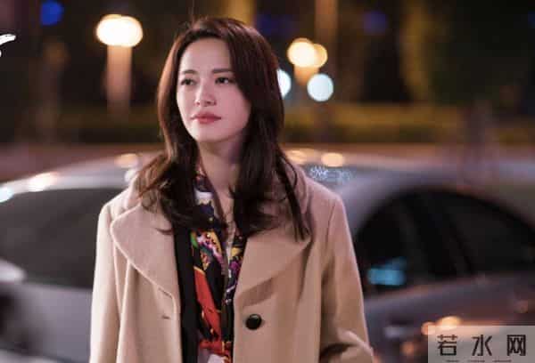 相爱11年反目成仇,离婚8年又被唐一菲撕,姚晨真对不起凌潇肃?