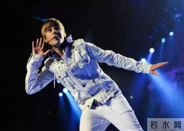 贾斯汀比伯:成名要趁早,实力是王道