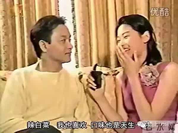 那些把乃们迷到不行的宋仲基、宋慧乔、权志龙都是他的粉丝!