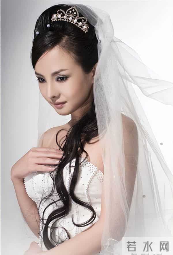 干露露一岁女儿曝光！妹妹干毛毛成网红，网友调侃“露毛姐妹！”