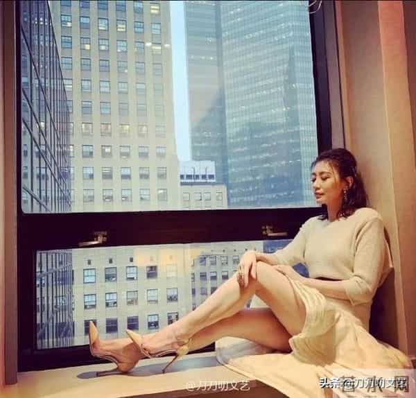 金钟视后贾静雯!从谷底爬起洗去泥泞,她勇敢活成了最佳女主角