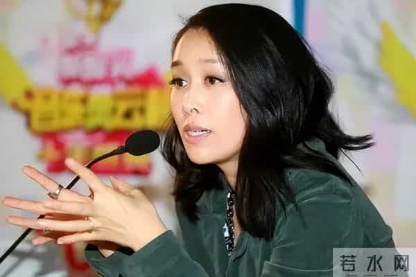 万人唾弃又如何？那英的现状，给所有50岁以上女性提了个醒！