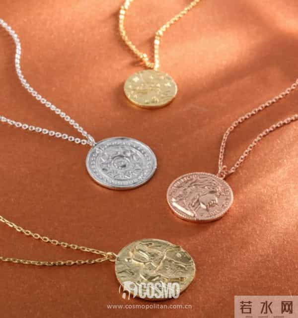 时髦办 - 戴珠宝的最高境界：看着很贵，一问二百，还是热巴同款