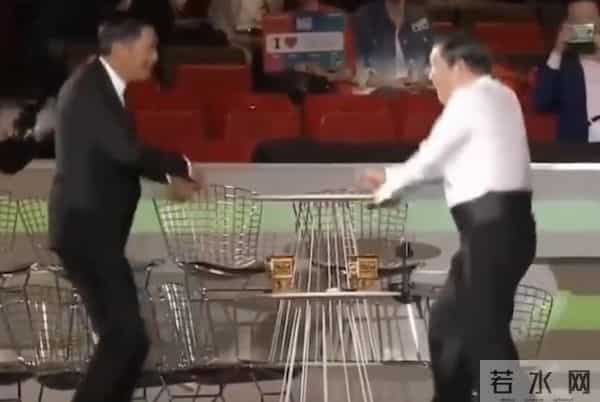 当“中国天王”出席韩国顶级颁奖礼,会是啥场面?网友:砸场子的