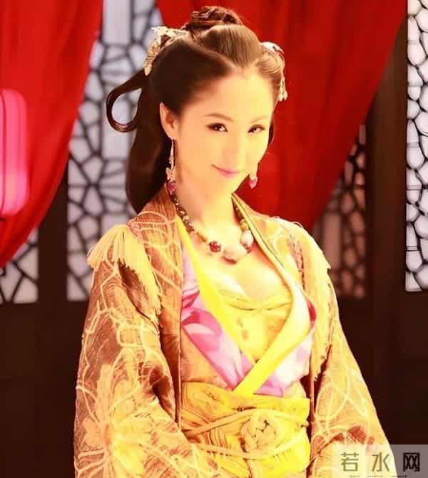 叛逆少女蓝燕:一纸三级合约铸就东方第一3D女神传奇?