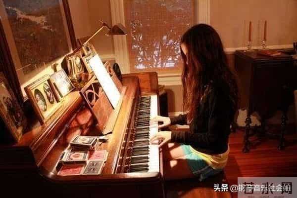 科比与周杰伦同台秀过琴技，这么多名人都会乐器，王力宏会得最多