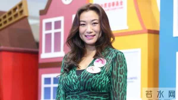 “最丑港姐冠军”莫可欣：成龙力推邵逸夫嫌弃，为方中信避孕12年