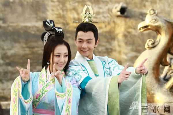 李若彤问:“古彤CP”什么意思?盘点最不能忘荧幕情侣