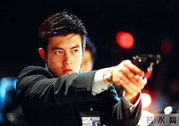 60岁刘嘉玲晒与梁朝伟、陈冠希合照,网友惊呼:梦回《无间道》!