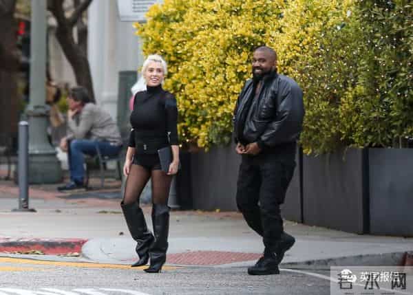 金卡戴珊离婚又分手后变化超大！素颜出镜惊呆网友，参演爆火美剧