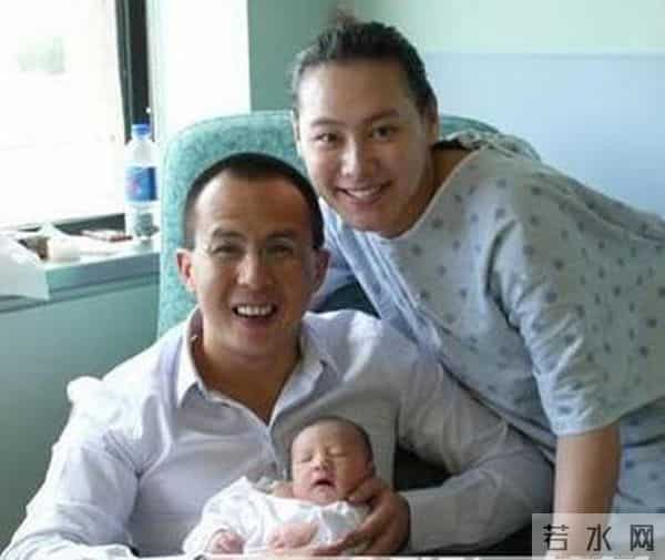 伊能静晒儿女合照 称作为母亲有爱的能力