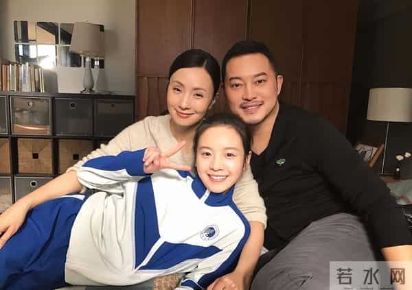 同样背靠京圈,把关晓彤、刘浩存和徐静蕾放在一起,差别就大了