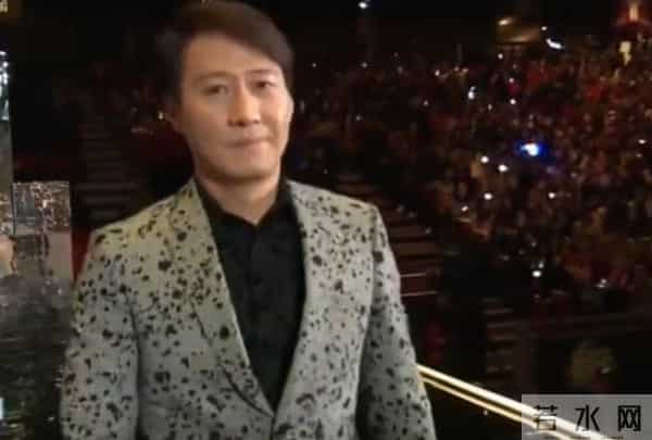 当“中国天王”出席韩国顶级颁奖礼,会是啥场面?网友:砸场子的