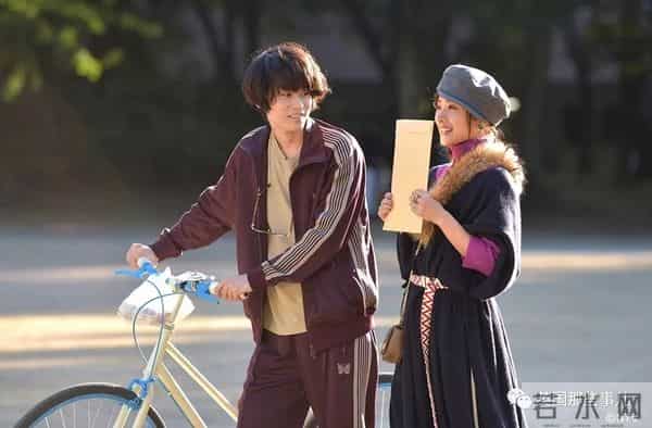 石原里美忽然宣布与圈外男友成婚!网友"老婆没了"冲上热搜…