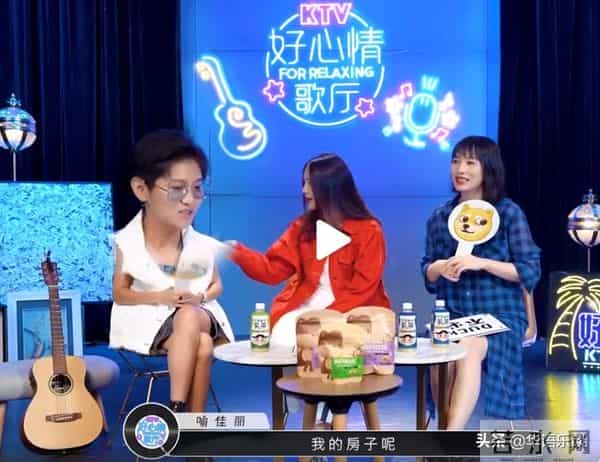 2011快女相聚聊今昔，自嘲最糊一届，心疼李斯丹妮与刘忻