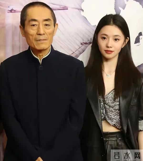 同样背靠京圈，把关晓彤、刘浩存和徐静蕾放在一起，差别就大了