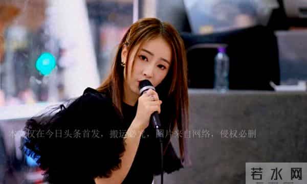 31岁香港女歌手被误打空针，左半身麻痹颈部抽搐，医院拒不道歉