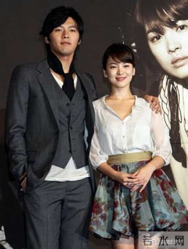 影后败给孙艺珍还看旧爱玄彬晒恩爱？宋慧乔曝缺席青龙奖红毯真相