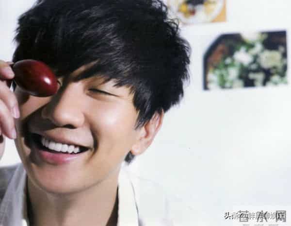 林俊杰和他数不清的女性朋友们