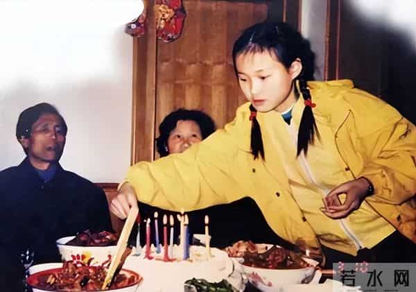 李宇春的反击，迟到了十五年