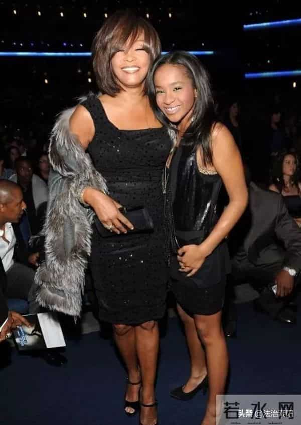 美国传奇童星浴缸溺亡背后:吸毒会让人死得匪夷所思…