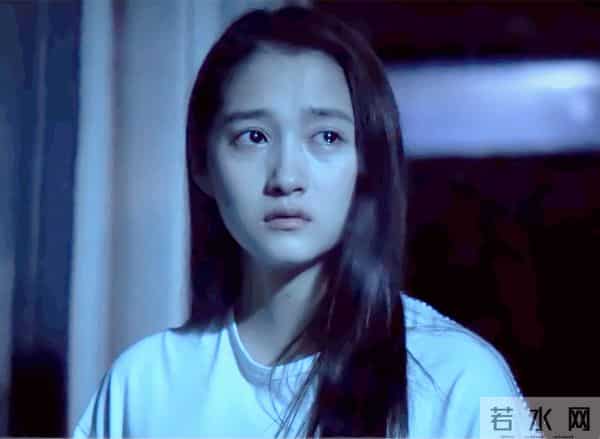 同样背靠京圈，把关晓彤、刘浩存和徐静蕾放在一起，差别就大了