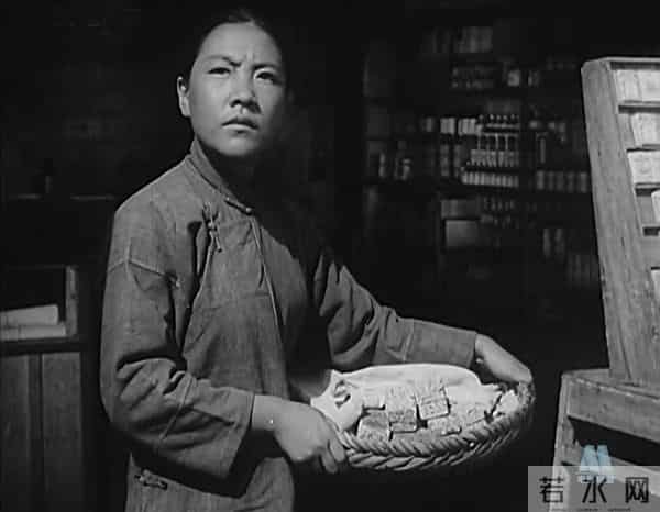 还记得《红色娘子军》中连长扮演者吗?演技不输祝希娟为何被遗忘