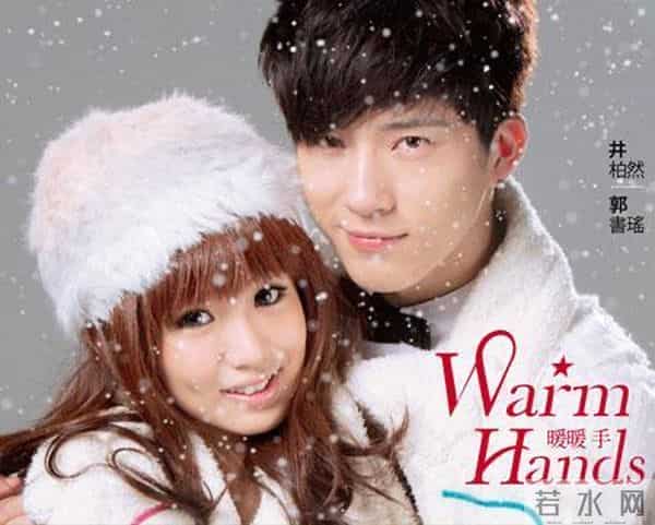 宅男女神郭书瑶晒近照，穿泳衣秀超好身材，集体穿比基尼画面太美