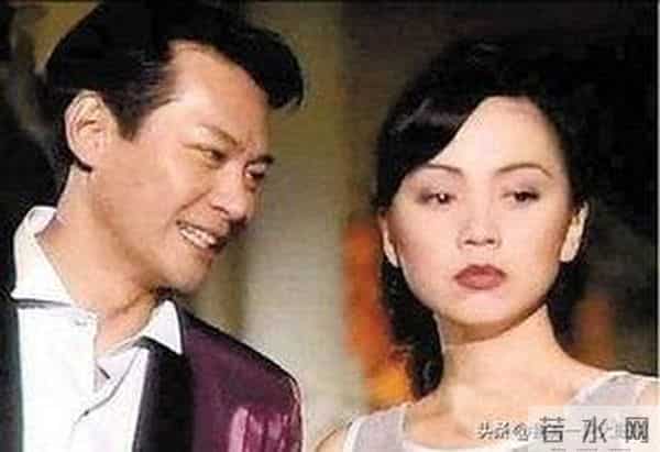 《我和春天有个约会》完美融合精明与单纯的金露露，因美好而幸福