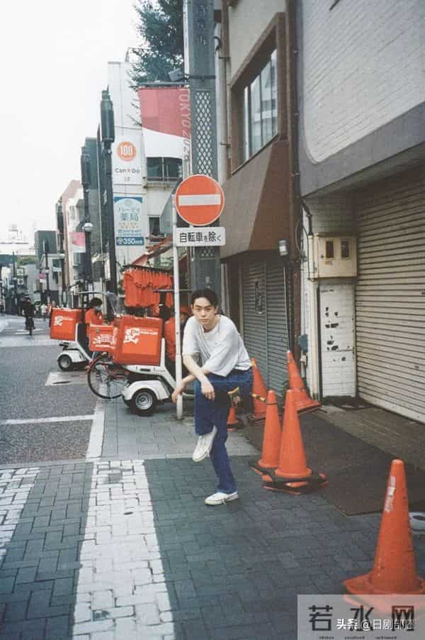 日本爆红男演员确诊新冠,绯闻女友同日确诊