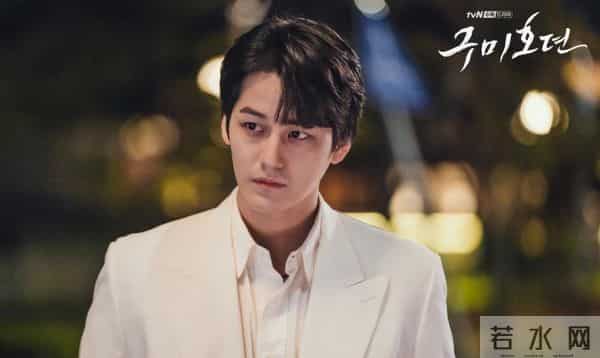 文根英为他公开恋爱，吴涟序与他苦恋1年分手，金范到底有多优秀