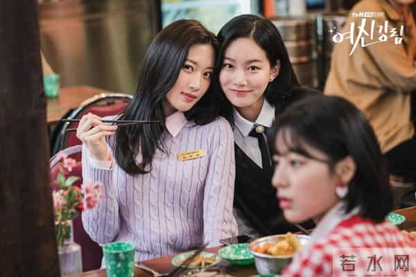 这个时代在偷偷惩罚长得不好看的人?