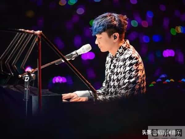 张杰跟林俊杰相比，差在哪里？粉丝都不了解的详情