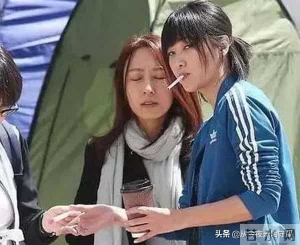 被拍到的明星抽烟大盘点！胡歌邓伦井柏然陈晓在列，还有倪萍！
