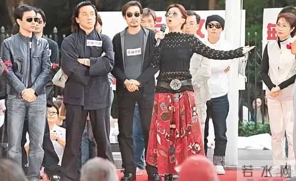 香港狗仔极度疯狂的年代中，底线全无，连明星裸照遗照都不放过